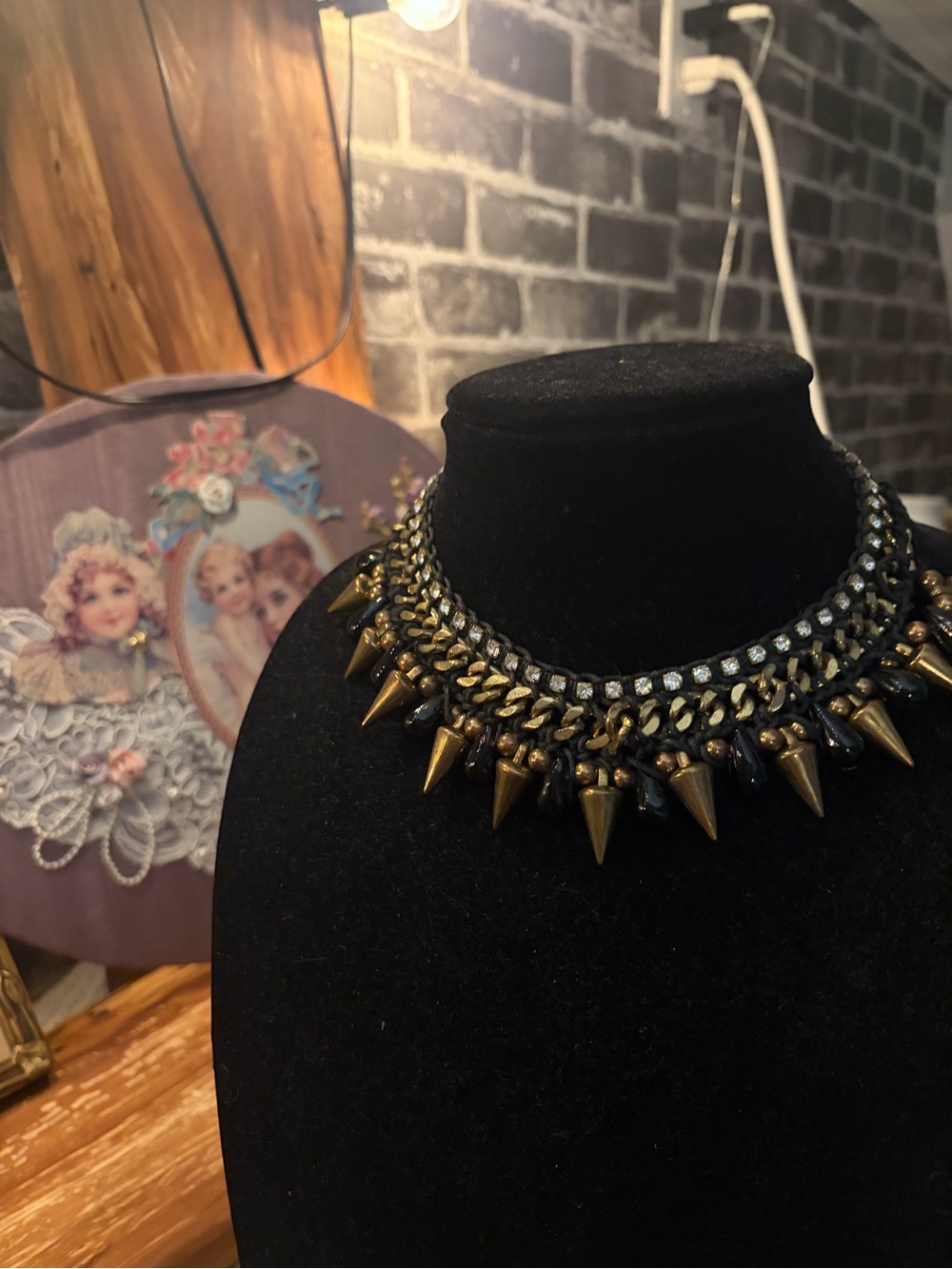 BCBG MAX AZRIA Gold Tone Choker